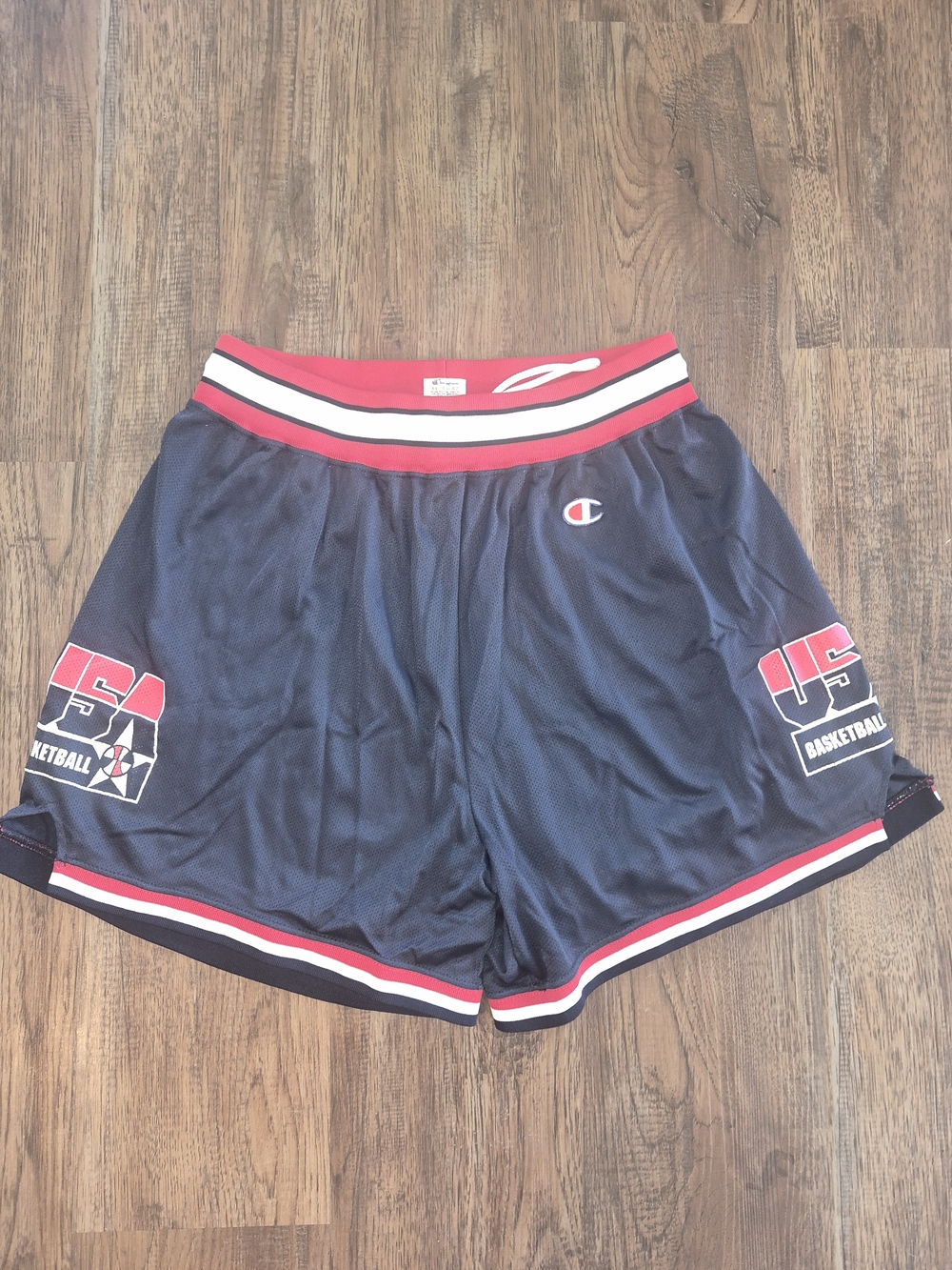 Vintage 1990s Champion USA Basketball "Dream Team" athletic mesh shorts Men XL